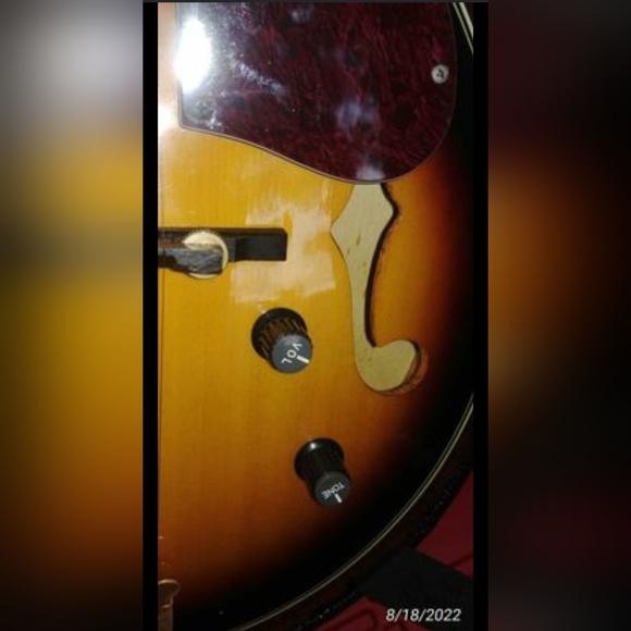 Fender Mandolin - Picture 5 of 5